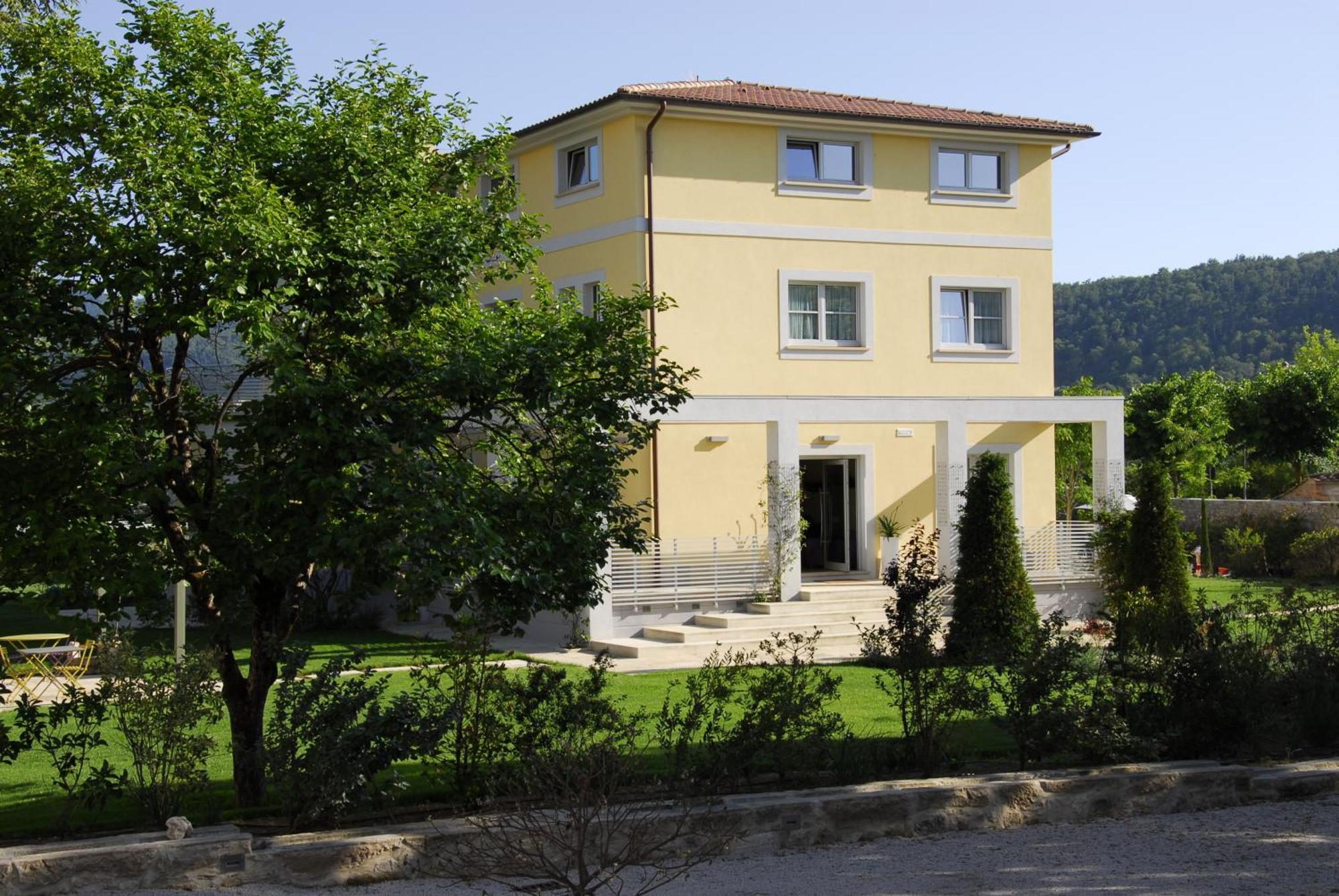 Ai Lecci In Centro Hotel Sarteano Kültér fotó