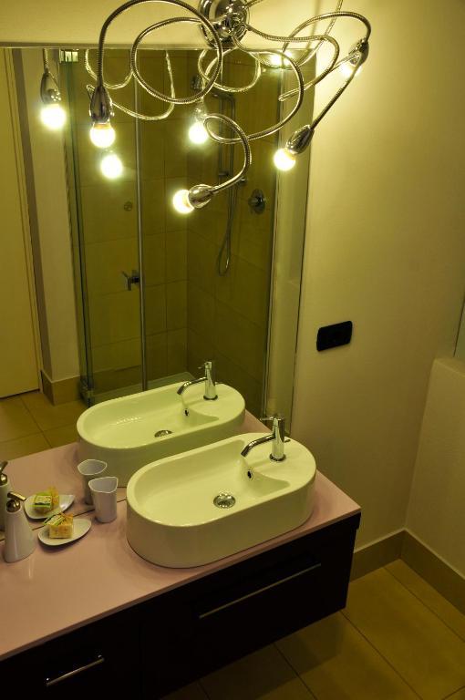 Ai Lecci In Centro Hotel Sarteano Szoba fotó